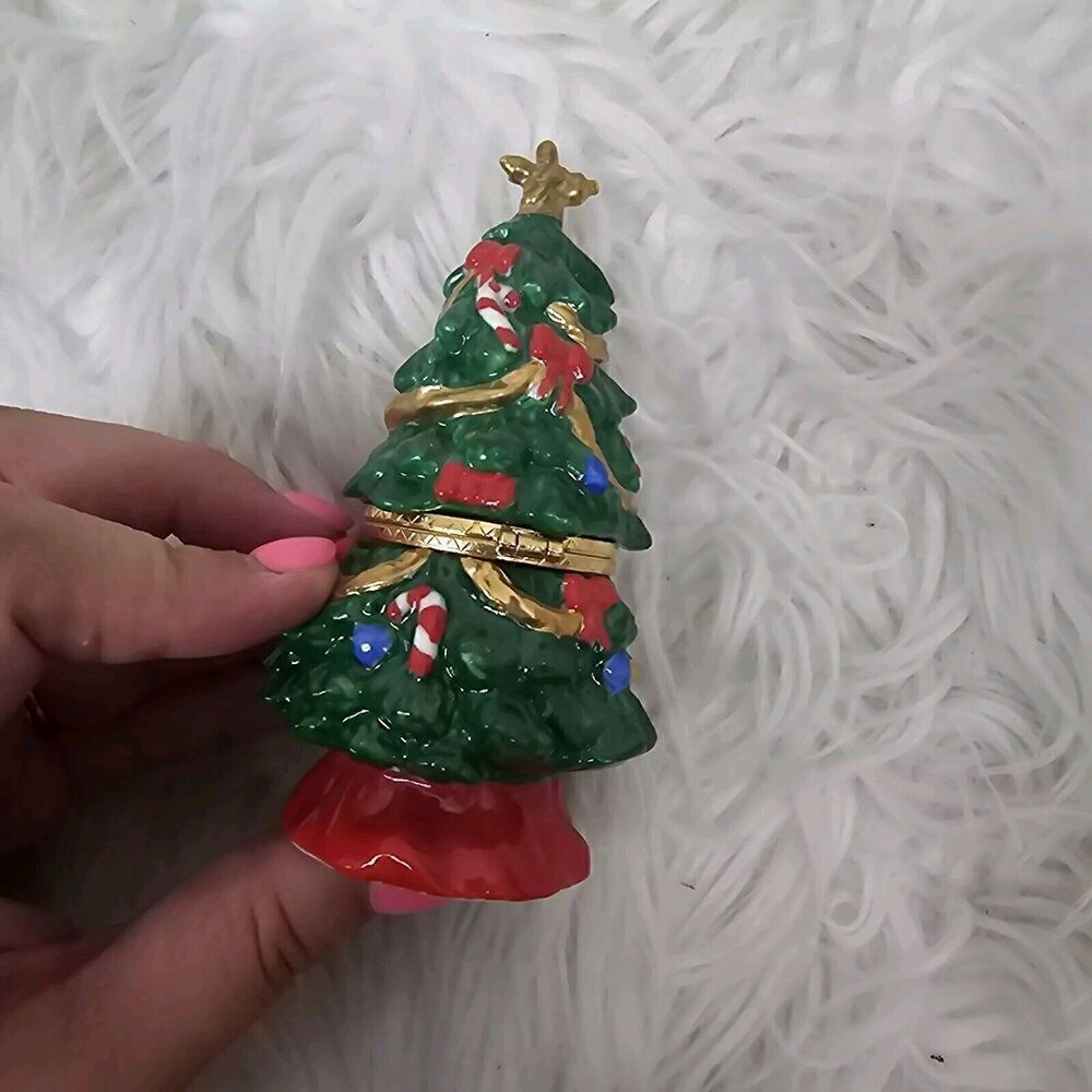 "A Cup Of Christmas Tea" Hinged Trinket Box Christmas Tree Green - Picture 3 of 8